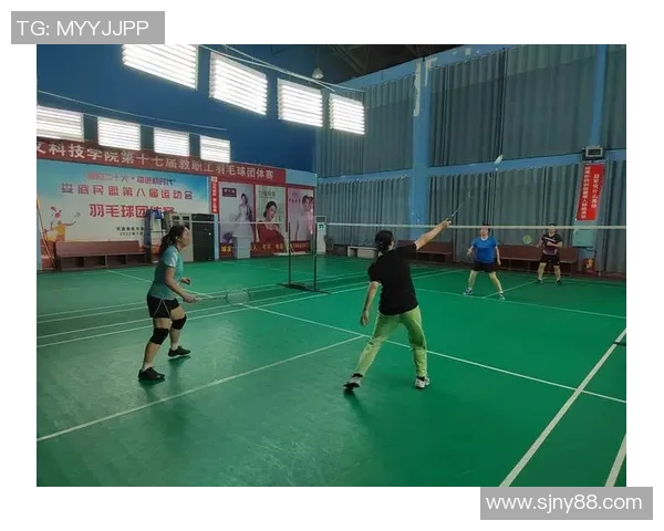 深圳羽毛球队耐力提升之路:热议羽毛球运动的新变革与挑战 深圳羽毛球队耐力提升之路:热议羽毛球运动的新变革与挑战