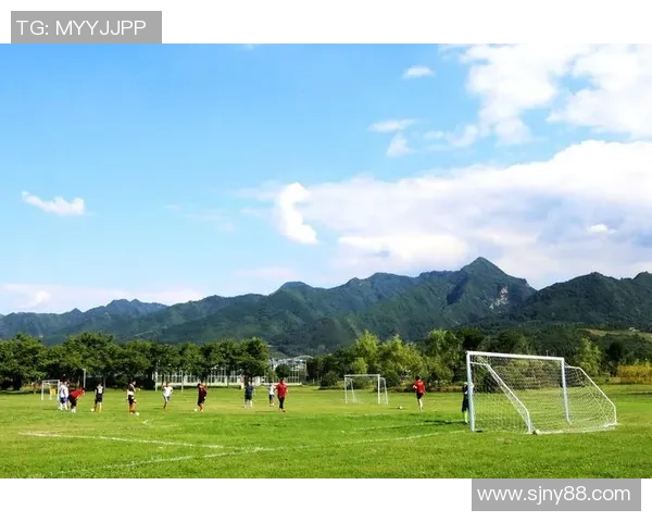 捡漏王足球带你领略足球世界的精彩与魅力，尽享每一场比赛的激情与乐趣